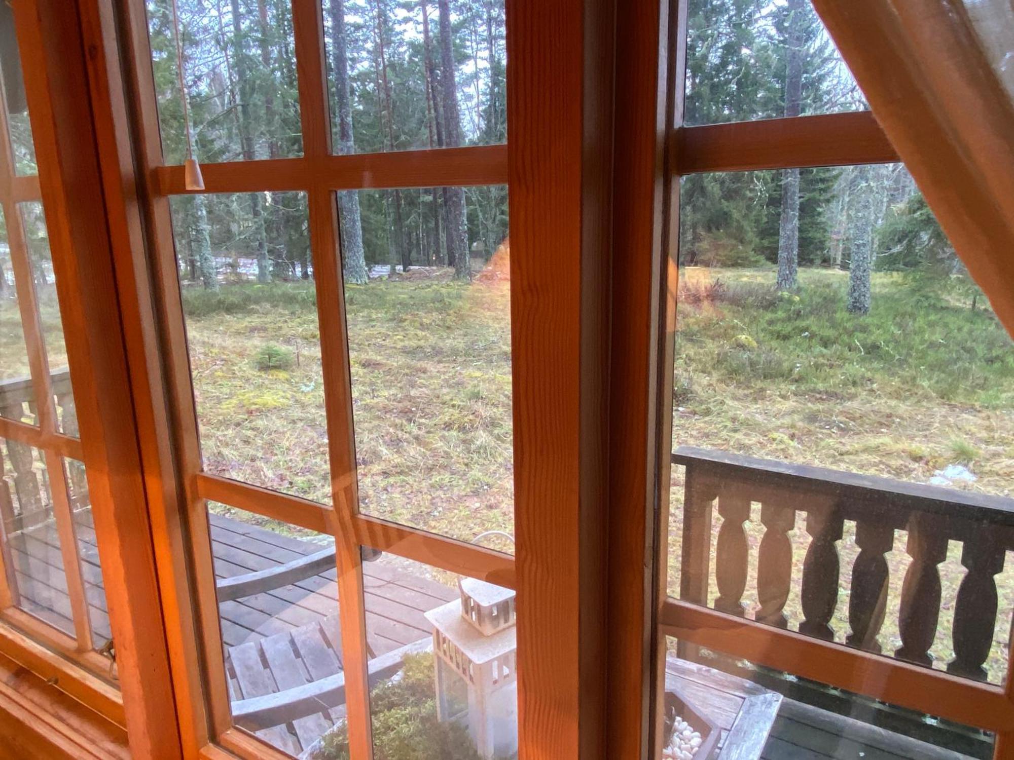 Timrad Stuga I Kanten Av Skogen Med Spa Moejlighet Mullsjö Exterior foto