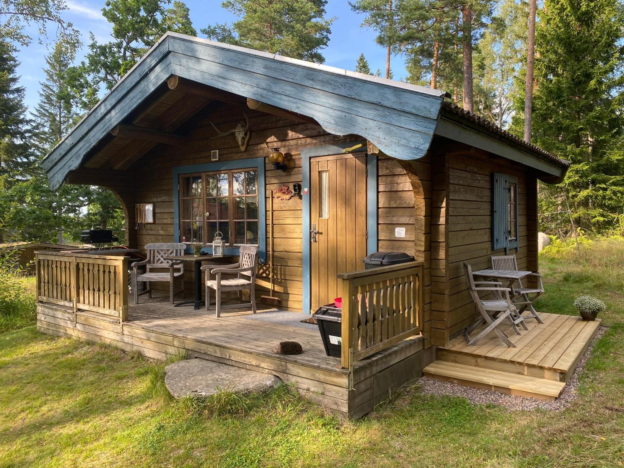 Timrad Stuga I Kanten Av Skogen Med Spa Moejlighet Mullsjö Exterior foto